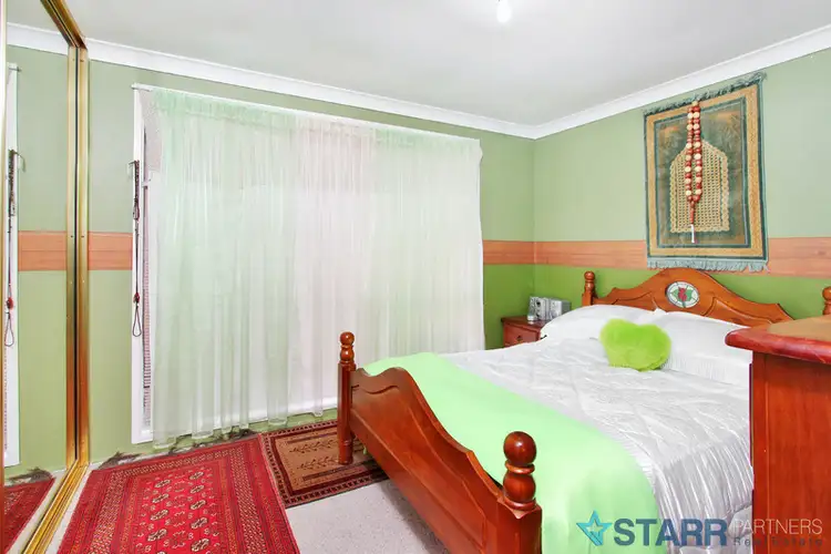 Fifth view of Homely house listing, 4/5 Woodvale Close, Plumpton NSW 2761
