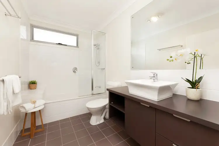 Sixth view of Homely townhouse listing, 4/12 Gustavson street, Annerley QLD 4103