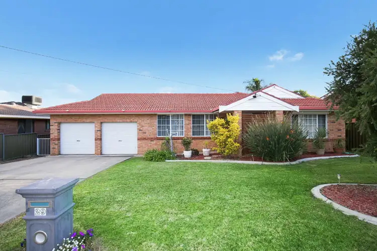 29 Glengarvin Drive, Tamworth NSW 2340