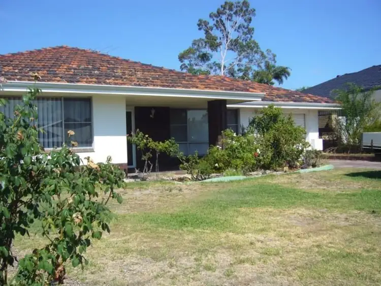 17 Nelligan Street, Dianella WA 6059