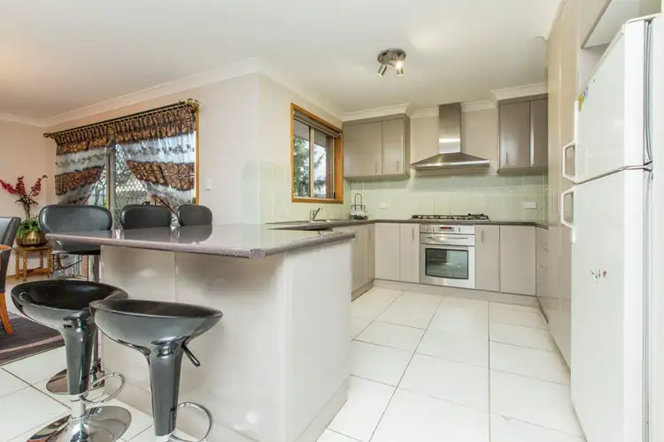 Sixth view of Homely house listing, 2 Dundale Crescent, Estella NSW 2650