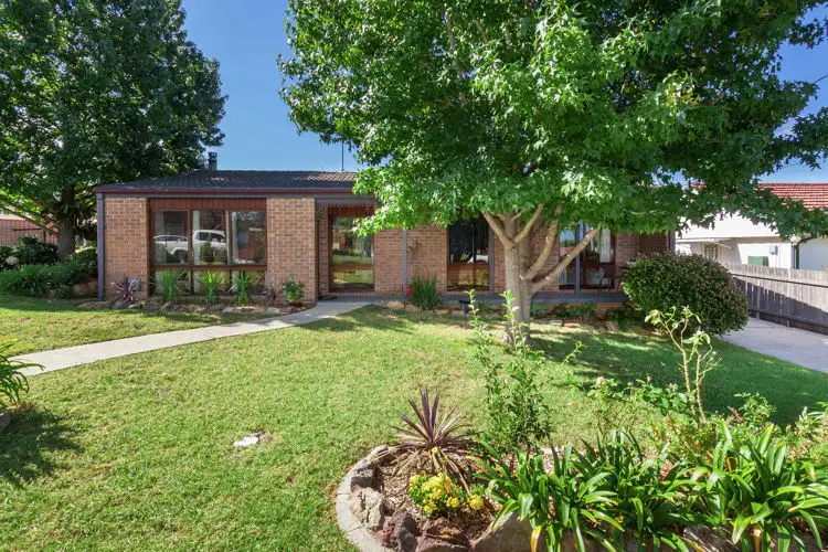9 Broad Street, Prospect NSW 2148