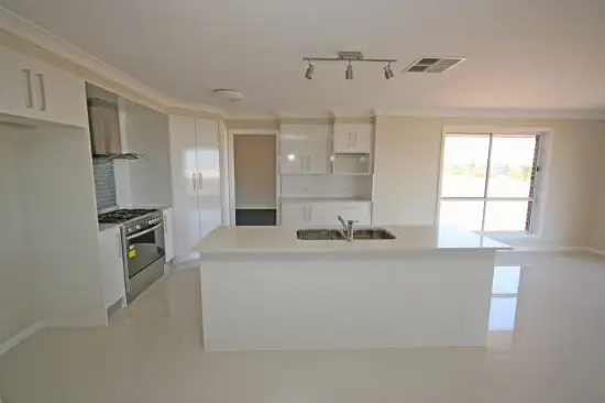 Fifth view of Homely house listing, 7 Barakula Drive, Tamworth NSW 2340