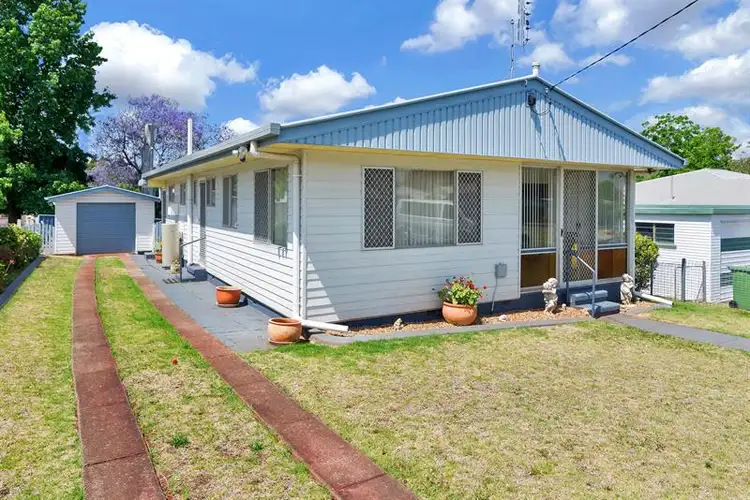 24 Shiel  St, Rangeville QLD 4350