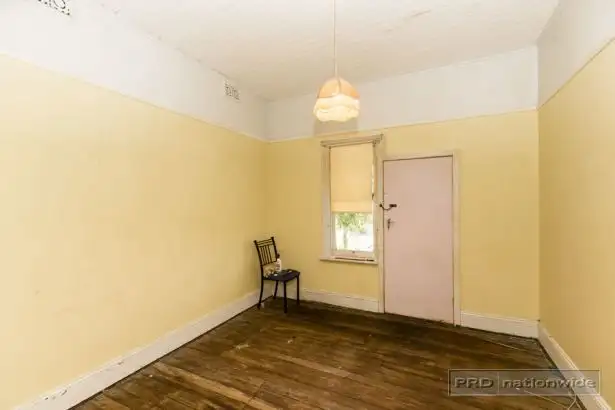 Third view of Homely house listing, 5 Glovers Lane, Cooks Hill NSW 2300
