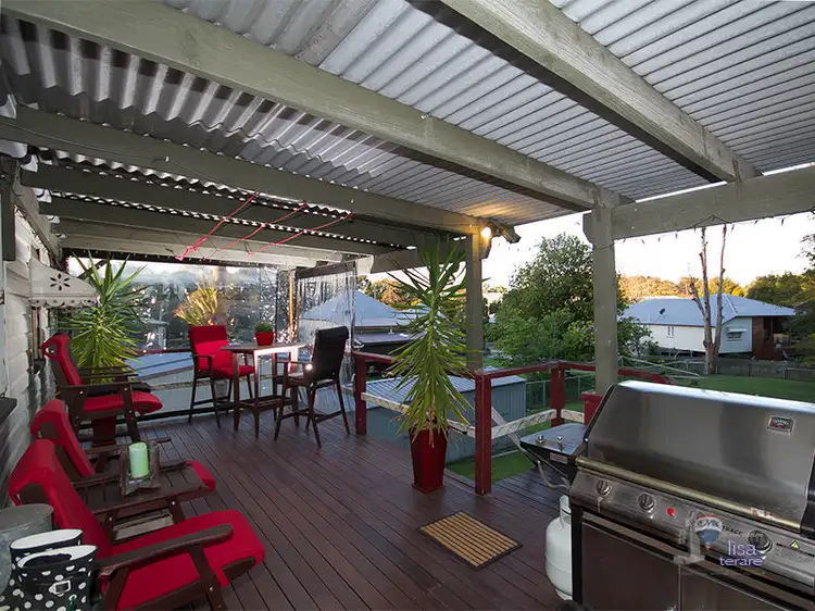 94 Warwick Road, Ipswich QLD 4305