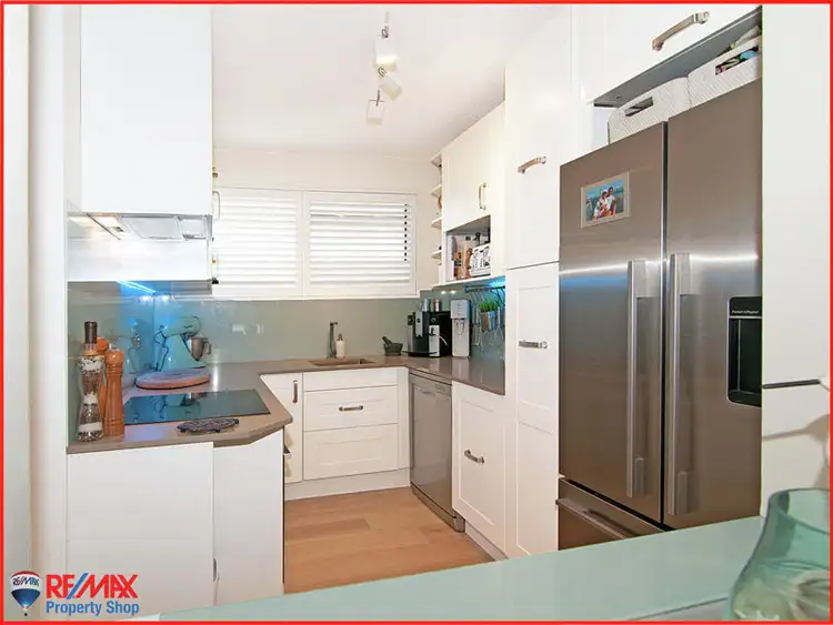 Second view of Homely unit listing, 2/27 Second Ave, Sandgate QLD 4017