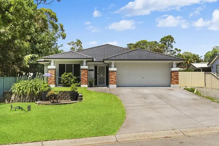 5 Murrawal Road, Wyee NSW 2259