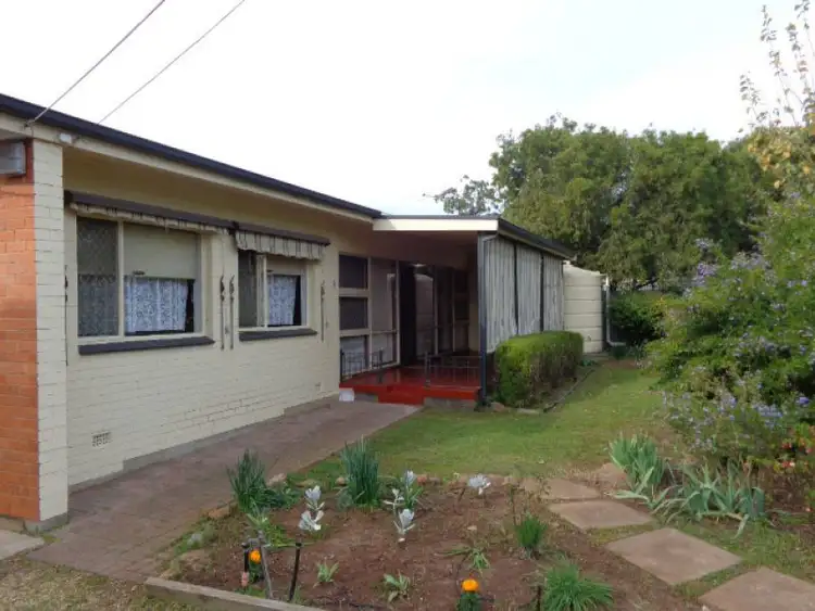 6 Gould Street, Para Hills SA 5096