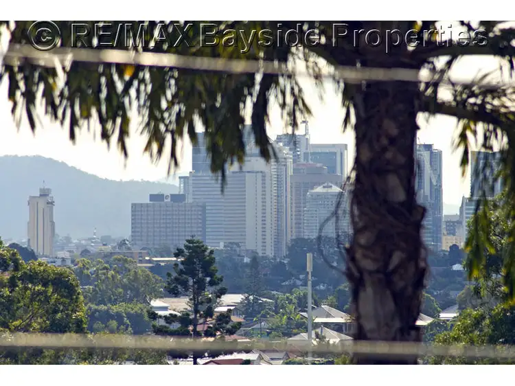 30 Brae St, Coorparoo QLD 4151