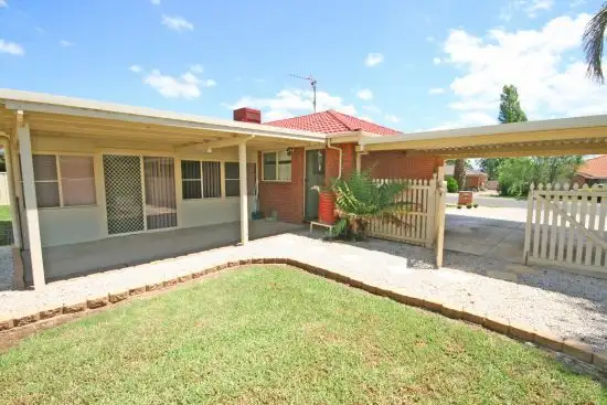 Third view of Homely house listing, 5 Caley Close, Tamworth NSW 2340