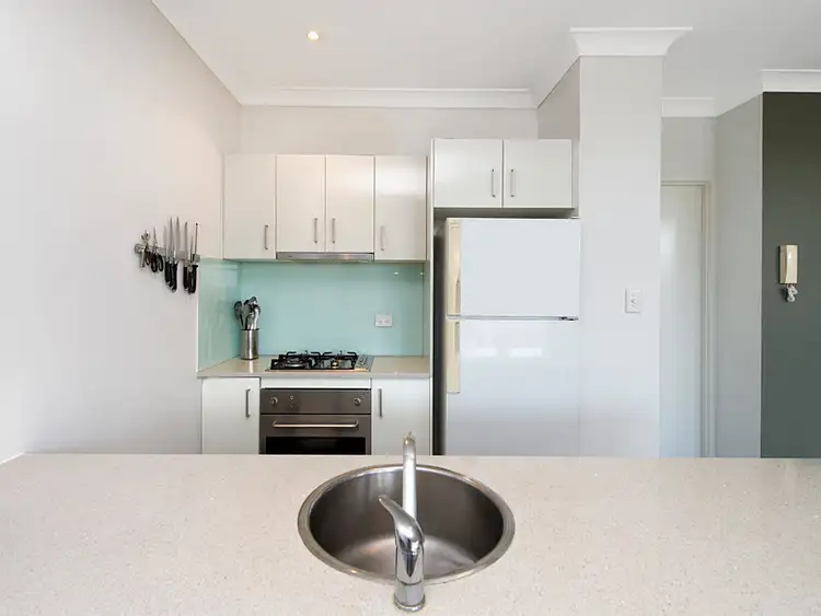 Third view of Homely apartment listing, 8/65 Park Road, Yeronga QLD 4104