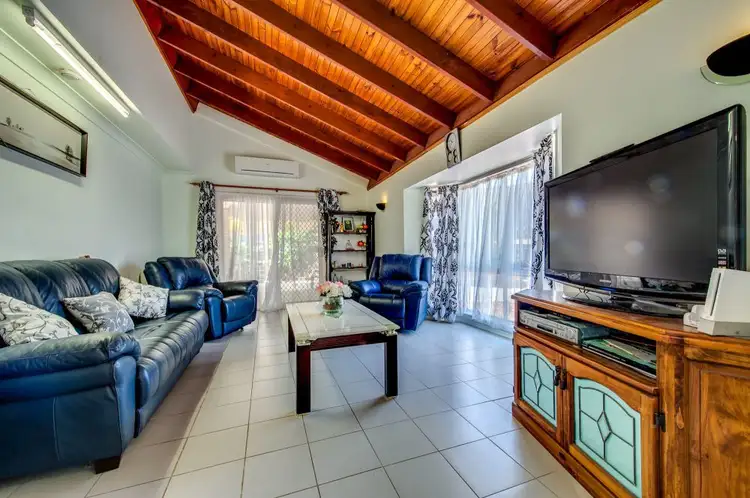 4 Pioneer Court, Durack QLD 4077