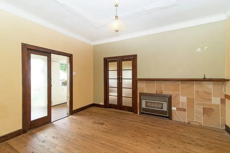 Sixth view of Homely house listing, 225 Herries Street, Newtown QLD 4350