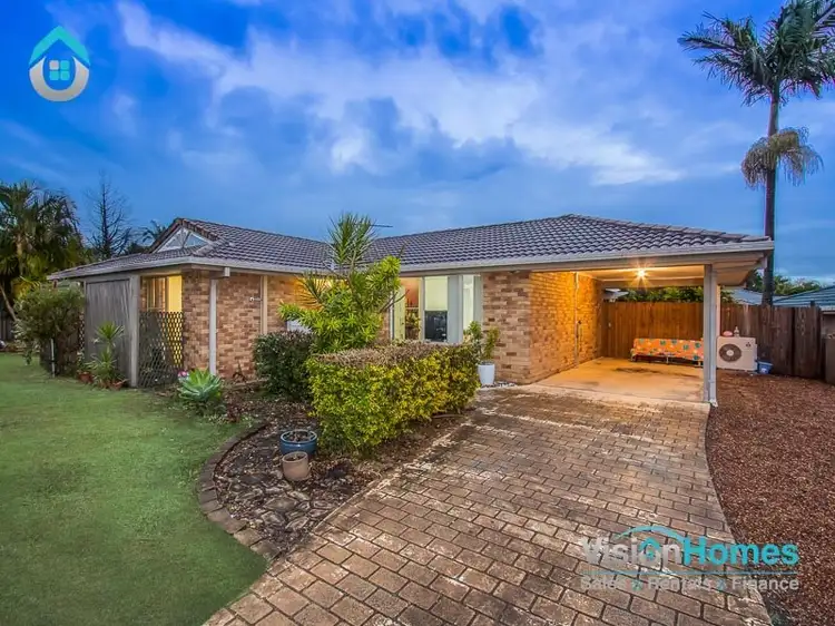 15 Mooloolah Court, Hillcrest QLD 4118