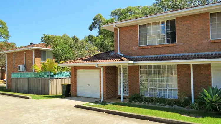 21/4 Jacquinot Place, Glenfield NSW 2167