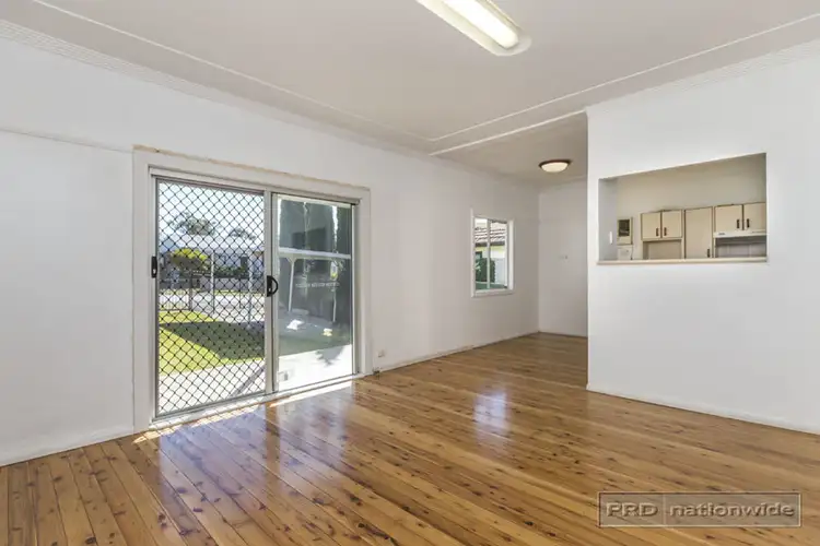 Fifth view of Homely house listing, 10 Lindley Street, Edgeworth NSW 2285