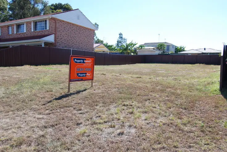 10 Hickory Place, St Clair NSW 2759