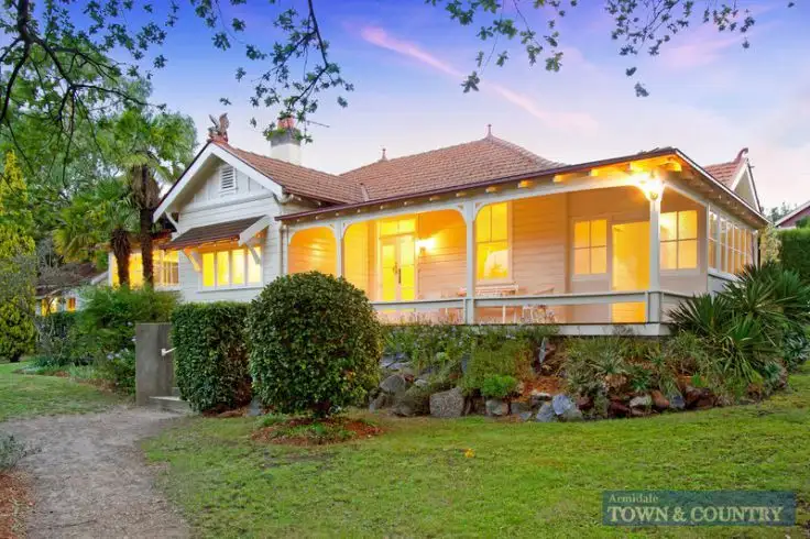 189 Faulkner Street, Armidale NSW 2350