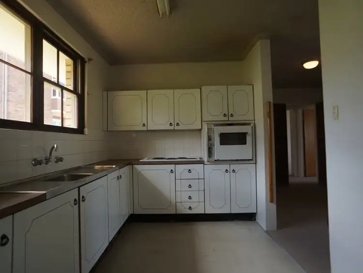Third view of Homely apartment listing, 24/10 Alexander Street, Coogee NSW 2034