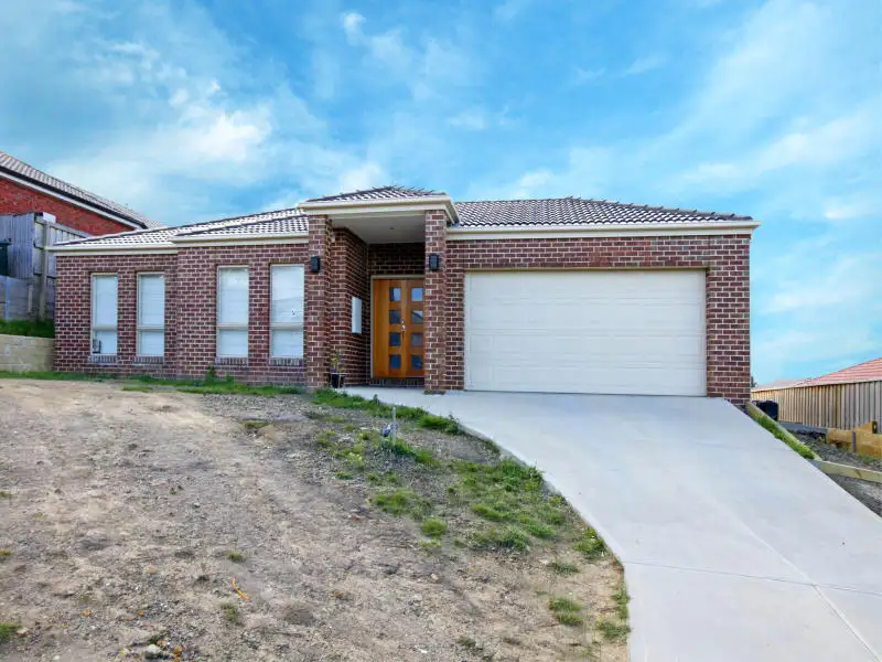 Main view of Homely house listing, 8 Windsor Rise, Sunbury VIC 3429