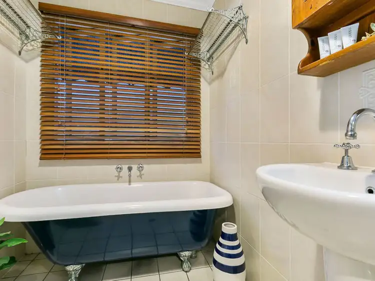 Sixth view of Homely house listing, 338 Tingal Road, Wynnum QLD 4178