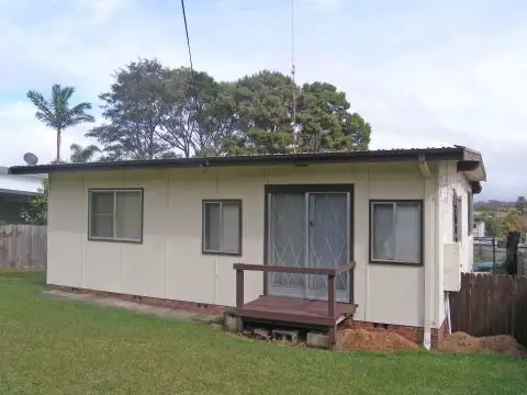 15 Berrellan Street, Greenwell Point NSW 2540