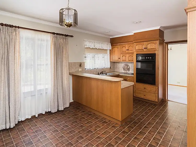 Fourth view of Homely house listing, 2 Chapman Crescent, Mount Barker SA 5251