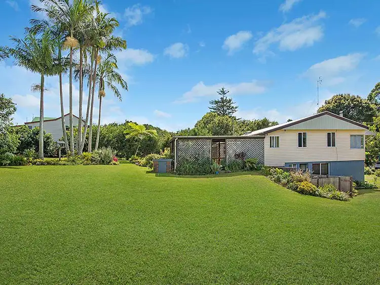 16 Howards Lane, Maleny QLD 4552