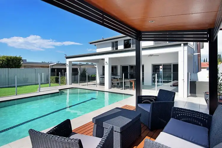 43 Surfers Avenue, Mermaid Waters QLD 4218