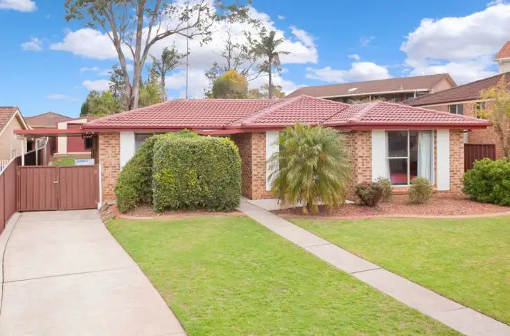 5 Leicester Way, St Clair NSW 2759