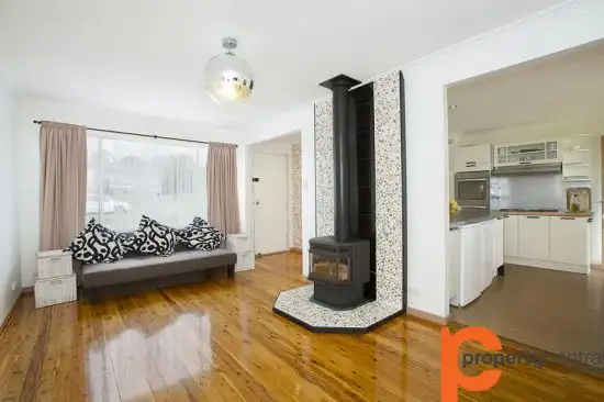 Second view of Homely house listing, 11 Robinson Road, Cranebrook NSW 2749