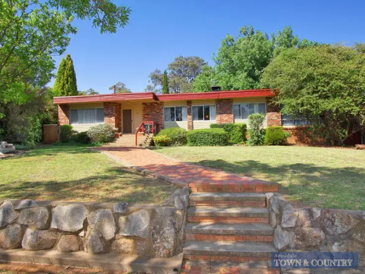 6 Turner Street, Armidale NSW 2350