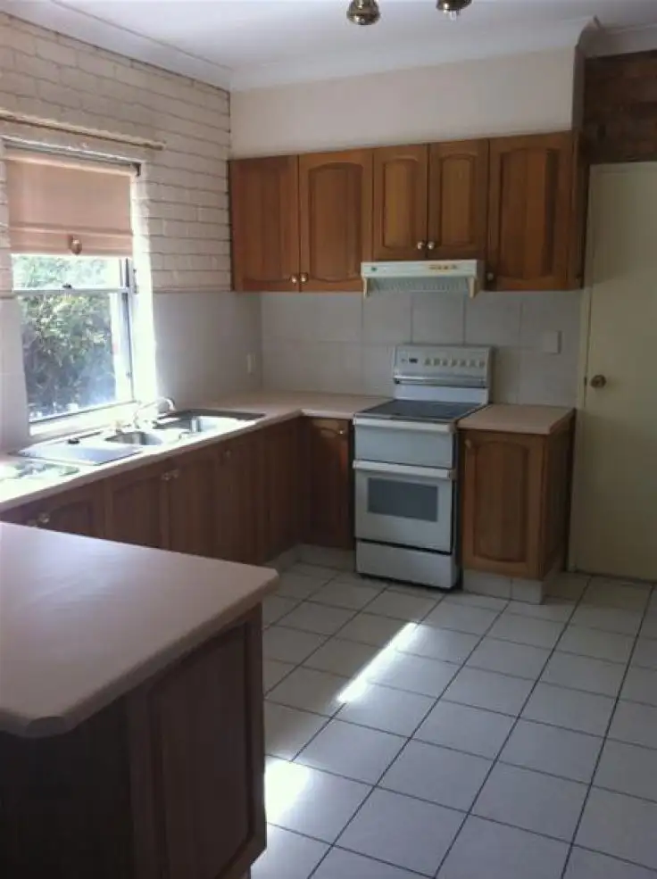 Second view of Homely unit listing, 1/94a Rusden Street, Armidale NSW 2350