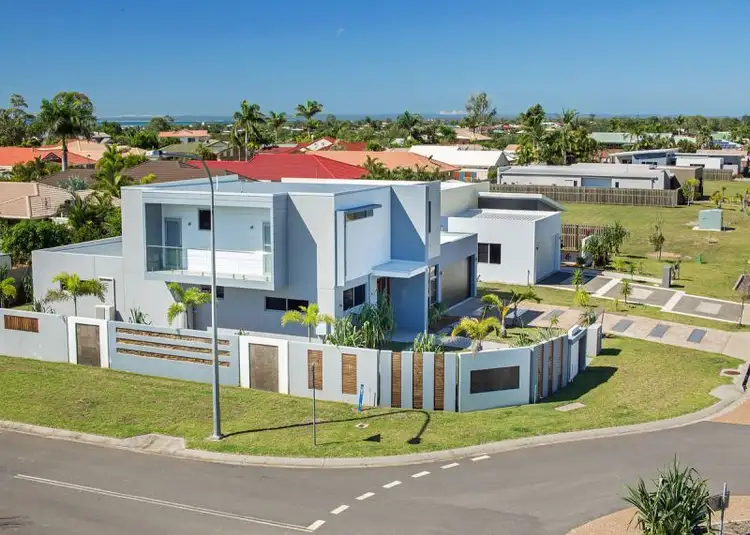 16 Davis Drive (Old Listing), Kawungan QLD 4655