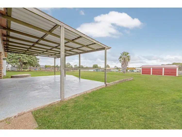 11 Daher Street, Goombungee QLD 4354