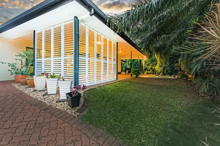 1 Red Peak Boulevard, Caravonica QLD 4878