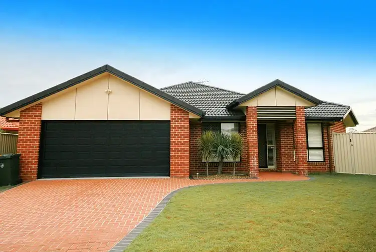 8 Malia Court, Wynnum West QLD 4178