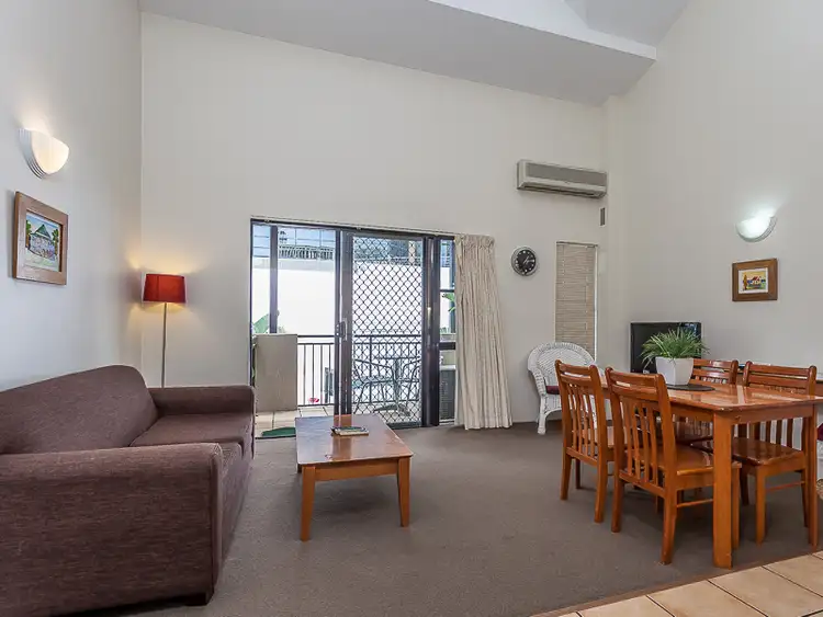 Main view of Homely unit listing, 27/27 Birley Street, Spring Hill QLD 4000