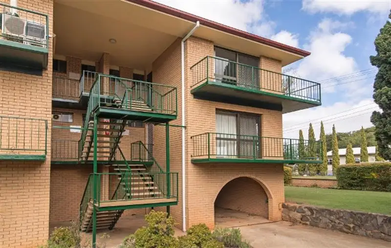 Main view of Homely unit listing, 10/14 Mirle St, Newtown QLD 4350