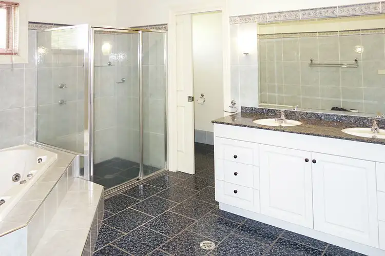 Seventh view of Homely house listing, 3 Gordon Close, Kooringal NSW 2650