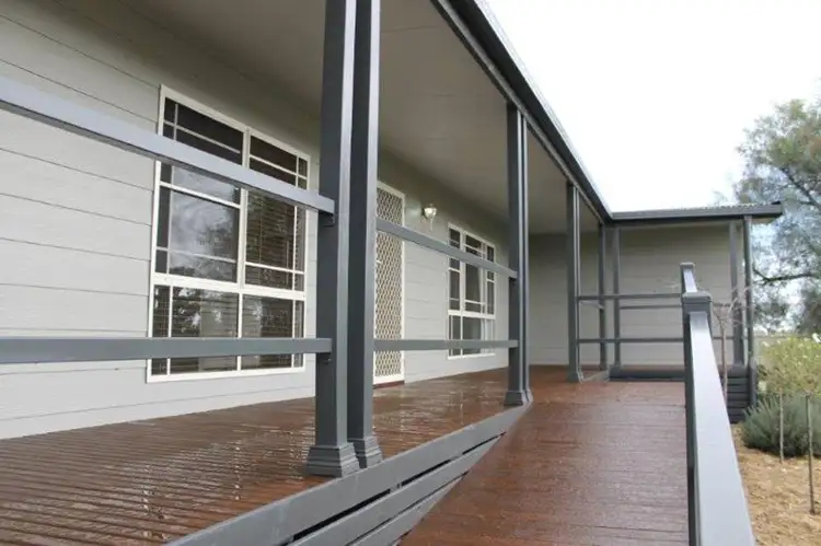 Third view of Homely house listing, 4 DRAKEFORD ST, Westdale, Tamworth NSW 2340