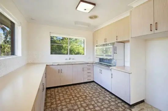 Fifth view of Homely house listing, 15 Enid Crescent, East Gosford NSW 2250