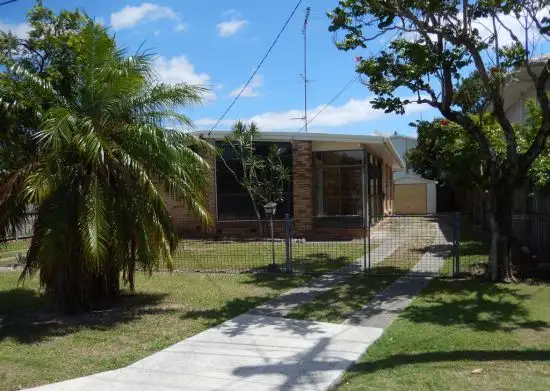 13 Wells St, Southport QLD 4215