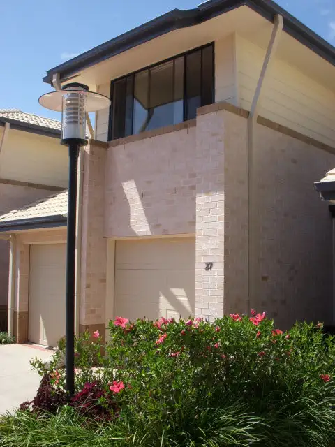27/2 Springhill Drive, Sippy Downs QLD 4556