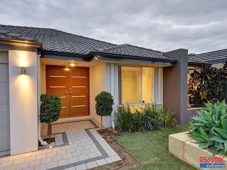 Second view of Homely house listing, 19 Sawtooth Bend, Banksia Grove WA 6031