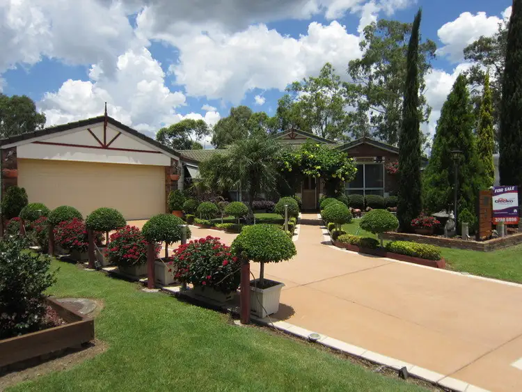 Second view of Homely house listing, 8 Amor Court, Yamanto QLD 4305