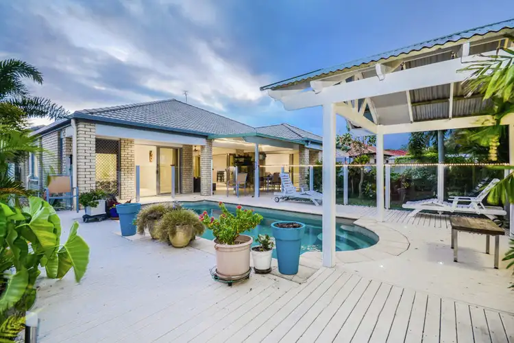 28 Water Side Place, Little Mountain QLD 4551