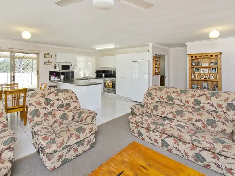 Sixth view of Homely house listing, 2 Salvatore Court, Morayfield QLD 4506