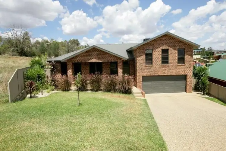 6 Kyalla Place, Bourkelands NSW 2650